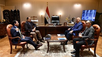 وزير الشباب واتحاد الرماية يبحثان ملف استضافة مصر لبطولة العالم العام المقبل