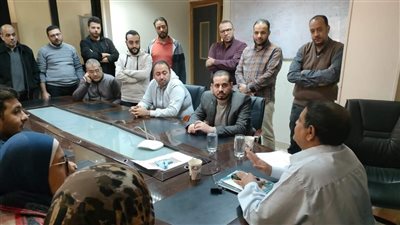  ندوة تثقيفية لمناقشة أحكام قانون العمل بإحدى الشركات الخاصة بأسيوط 