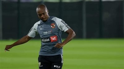  أبو علي و بيرسي تاو سبب تأجيل سفر الأهلي إلى غانا 