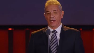 محمود حميدة في افتتاح مهرجان الجونة: أفلامنا شهادة على صمود الروح الإنسانية وأمل في وجه الظلام