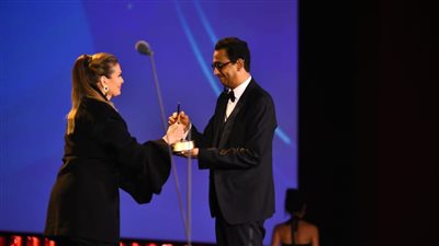 مهرجان الجونة السينمائي يمنح مروان حامد جائزة 