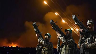 رشقة صاروخية من المقاومة الفلسطينية تصل القدس المحتلة.. فيديو