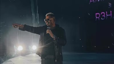 مهرجان مدل بيست 2023|عمرو دياب بلوك تسعيناتي وتوزيع موسيقي جديد لأغنية منذ 22 عامًا