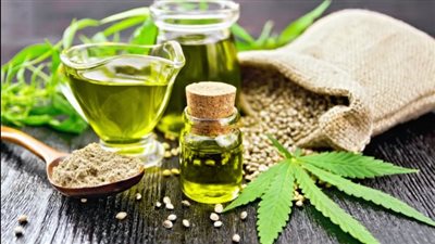 أطباء يوضحون فوائد الزيوت الأساسية لصحتك