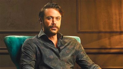 محمد إمام يعزي الشعب الكويتي في وفاة الشيخ نواف الأحمد الصباح