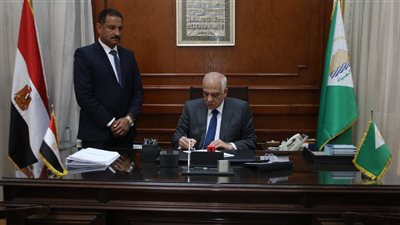 محافظ الجيزة يعتمد جداول امتحانات الفصل الدراسي الأول 
