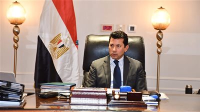 وزير الشباب والرياضة ينعى الكابتن عبدالمنعم الحاج