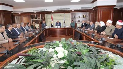 محافظ بني سويف يشكر أعضاء الجهاز التنفيذي على تنفيذ خطة الانتخابات الرئاسية 