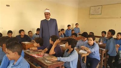 رئيس أزهر الغربية يتابع امتحانات المهام الأدائيّة والشفهيّة للفصل الدراسي الأول