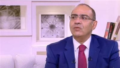 رئيس اللجنة العلمية لمكافحة كورونا: المتحور الجديد لم يصل مصر.. علينا توخي الحذر