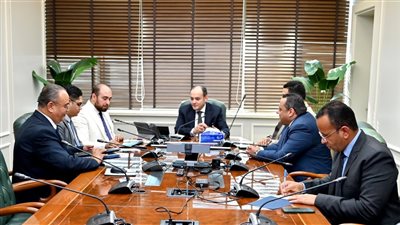 وزير التجارة: حريصون على ربط مخرجات البحث العلمي بالصناعة