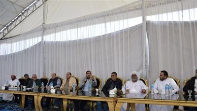 رئيس جهاز الشيخ زايد يتابع موقف توفيق أوضاع منطقة الثورة الخضراء 