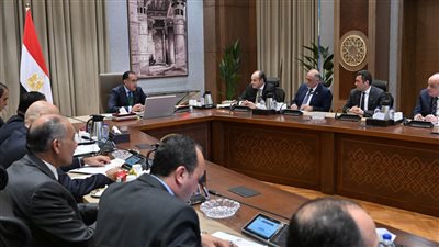 رئيس الوزراء يواصل لقاءاته مع رؤساء اللجان النوعية بمجلس النواب
