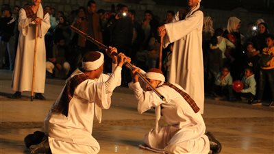 مهرجان التحطيب.. حلقة سامر ولعبة عصا على أنغام الطبل والمزمار