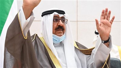قادة وملوك وأمراء الدول العربية يهنئون أمير الكويت بمناسبة توليه مقاليد الحكم