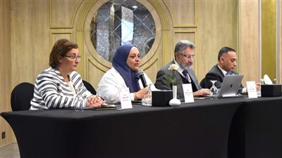 «الصحة» تشارك في جلسة حوارية لتعزيز مفاهيم وآليات حقوق الإنسان بقطاع الرعاية الصحية النفسية والعقلية