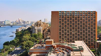 الحكومة تتخارج من الفنادق وتتجه للمطارات والبنوك.. وخبير يكشف حقيقة طرحها بثمن بخس