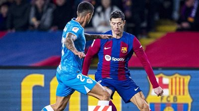 برشلونة يتعادل مع ألميريا في الشوط الأول