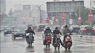 الأرصاد تكشف سبب استمرار برودة الطقس وتحذر من يومي الخميس والجمعة.. فيديو