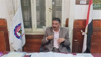 مدير تعليم نجع حمادي يتابع انتظام الانضباط الإداري بمدرستي داود تكلا 