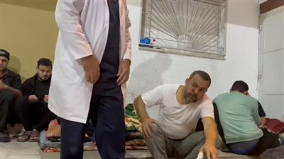 انتشال جثامين 16 شهيدًا من منزل عائلة مدير عام الصحة في غزة