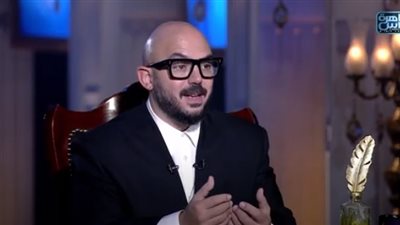 محمود العسيلي:  أجلت طرح الأغاني الجديدة احتراما للظروف الراهنة (فيديو)