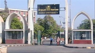 مستشفى جراحة المسالك بجامعة أسيوط تُجري 64 عملية زراعة كُلى