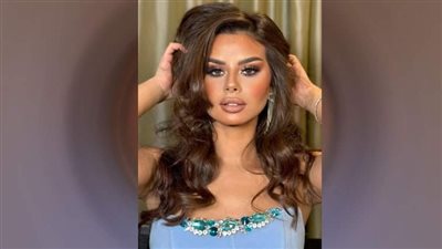 بعد الصورة المثيرة للجدل.. منة عرفة تحسم حقيقة زواجها سرًا من خارج الوسط الفني