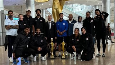 الشباب والرياضة تستقبل بعثة منتخب مصر للكرة الشاطئية بمطار القاهرة الدولي