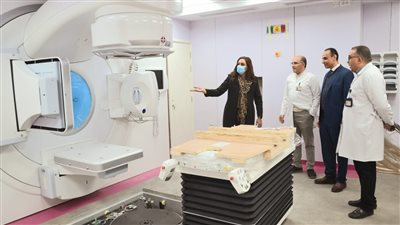 نائب محافظ البحيرة تتفقد معهد الأورام بدمنهور