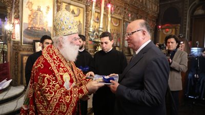 محافظ القاهرة يشهد احتفال بطريركية الروم الأرثوذكس بعيد الميلاد المجيد 
