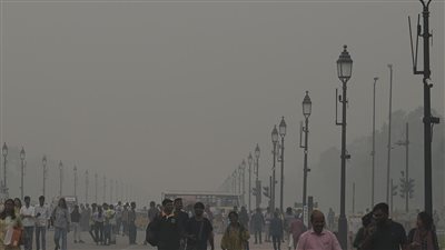 اضطراب حركة النقل البرية والجوية بنيودلهي لهذا السبب