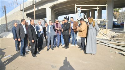محافظ الغربية يناقش تطوير المحاور المرورية