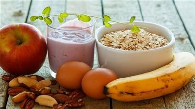 أطعمة تساعد على خفض الكوليسترول والوقاية من حصوات المرارة