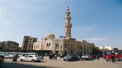 مسجد السيدة عائشة .. هدم أكثر من مرة وأعيد بناؤه في عصور مختلفة 