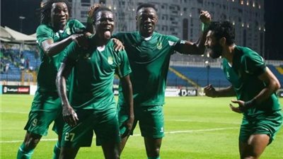 الاتحاد السكندري يفوز على فاركو بثلاثية بالدوري المصري