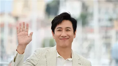 انتحار لي سون كيون بطل فيلم Parasite.. فضيحة أخلاقية أجبرته على إنهاء حياته (تفاصيل)