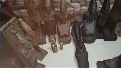 بيبع مساخيط أون لاين .. قرار جديد في واقعة ترويج شخص لبيع قطع أثرية