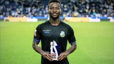 مورلاي سيلا خارج قائمة منتخب غينيا لامم افريقيا بسبب واقعة سرقة 