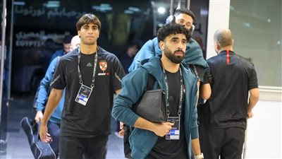 السوبر المصري.. لقطات من وصول فريق الأهلي إلى ملعب المباراة