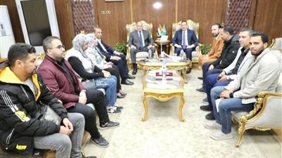 محافظ المنوفية يناقش أعمال رصف 9 شوارع بقويسنا 