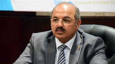 حسن مصطفى يرفض التدخل في أزمة الفروسية.. والتجميد ينتظر عدد من الاتحادات الرياضية