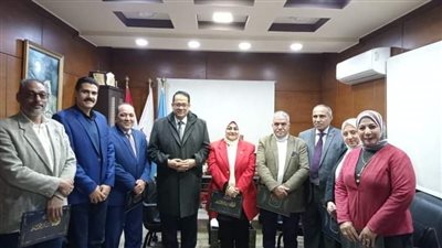 وكيل تعليم الغربية يكرم فريق الإشراف على العرض الرياضي 