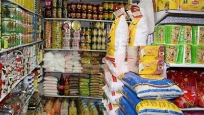 تعرف على عقوبة احتكار السلع الاستراتيجية بعد قرارات رئيس الوزراء