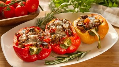 بالفرن.. طريقة تحضير محشي فلفل باللحمة المفرومة