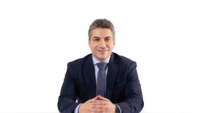 طارق زايد: شفط الدهون ونحت الجسم الرباعي الأبعاد هى تقنيات لتناسق الجسم والوصول به للشكل المثالي