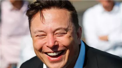 أول عملية زرع شريحة برأس بشري... تحدِ جديد ل إيلون ماسك