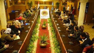 محافظ الغربية يستجيب لمطالب 43 مواطن