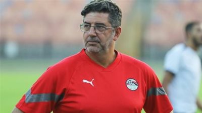 مدرب منتخب مصر يضع روشتة لتطوير مستويات اللاعبين المصريين