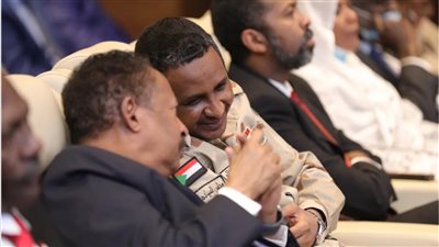 ننفرد بنشر أجندة لقاء حمدوك وحميدتي ..غدا في أديس أبابا